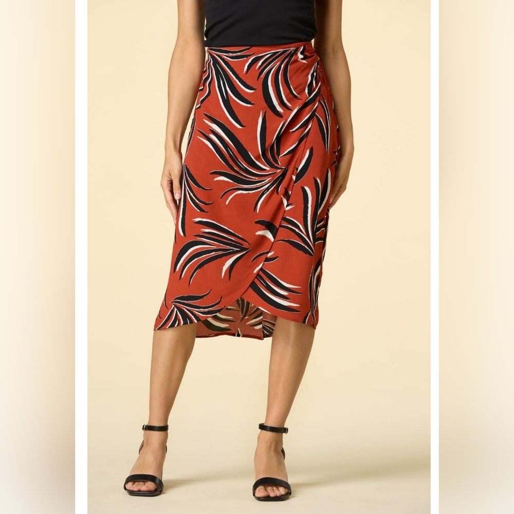 SOCIALITE SKIRT TROPICAL LEAF PRINT NWT - Picture 1 of 4